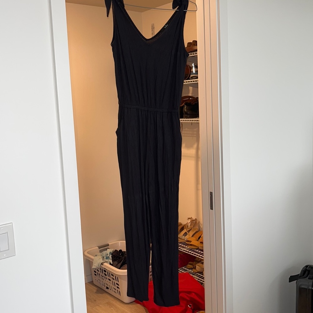 NWOT Lulu’s jumpsuit
